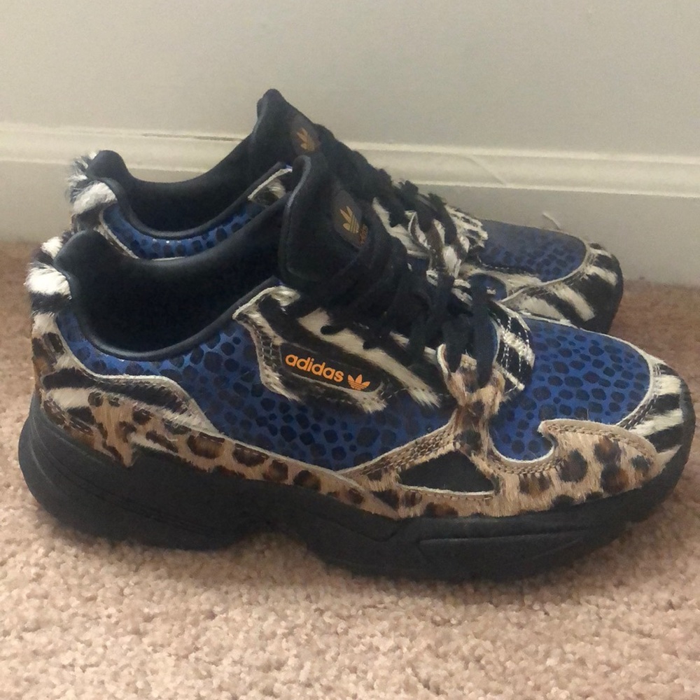 ADIDAS FALCON LEOPARD